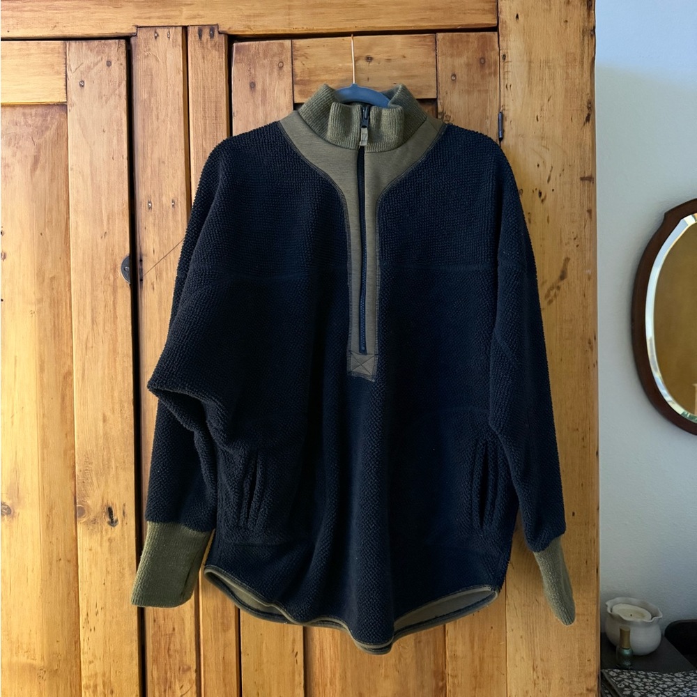 Free people movement mountain freakin’ reversible fleece sz S
